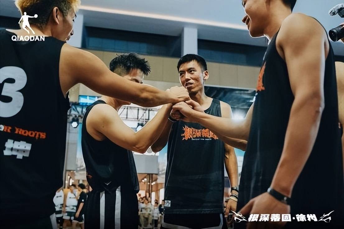 九游线上体育 -萨克拉门托国王训练开放日；冲刺阶段远射贴柱引欢呼；CBA常规赛在即；年轻球员得到机会的简单介绍